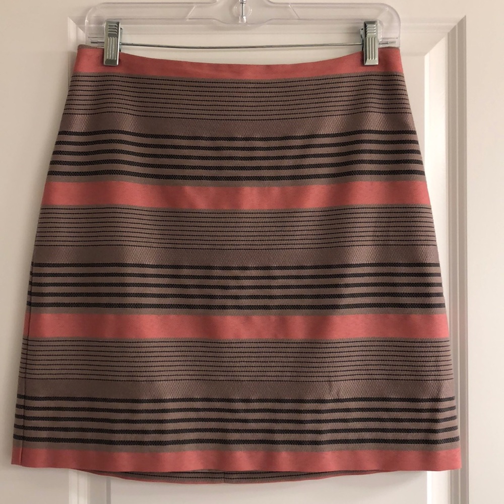 Ann Taylor Loft Skirt size 2